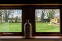 The Threshing Barn-Stunning 5 BD Retreat Hotels in Norton and Lenchwick