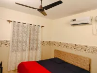 Beach Hostel Samaira & 500 Per Person-Nonac -750 AC Hotels in Colva