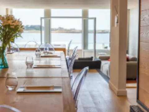 Hôtel la Baie des Anges, Son Spa Marin & sa Piscine Couverte et chauffée Hoteles en Landéda