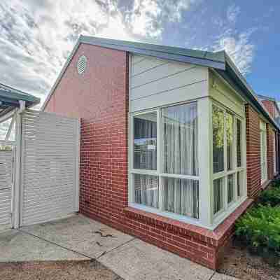 StayAU Gorgeous 5BR Pet Friendly BBQ Home Geelong Hotel Exterior