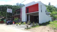 Hotel Elaine فنادق في Buttala