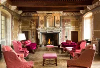 Château de Bagnols Hotels in Bagnols