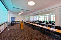 Atrium Hotel Amadeus Hotels in Osterfeld