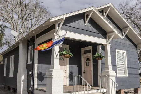 Evangeline A in Lafayette Отели в г. Лафайетт