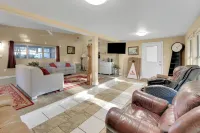 Modern Family Retreat Near Orlando Attractions