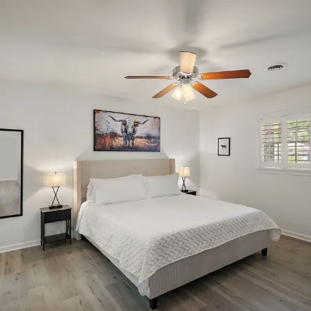 NEW - Moody BBQ Retreat w/Covered Patio