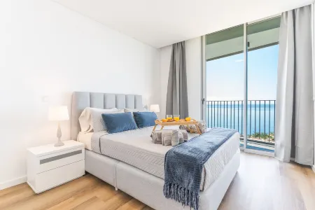 Atlantic View Apartment by Atlantic Holiday