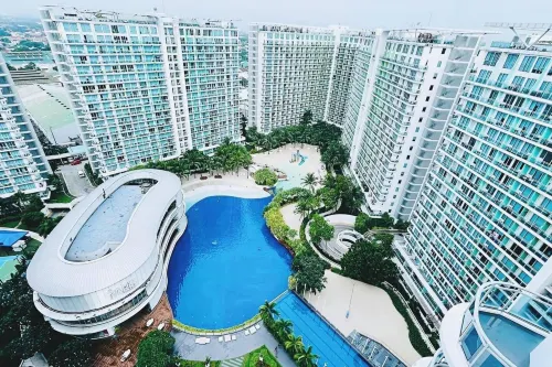 コージー 1 ベッドルーム シティビュー ウィズ バルコニー アンド ニア エアポート