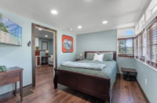 The Florida Cracker "THE PARKER HOUSE"  Charming home in Brooksville,FLORIDA