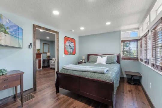 The Florida Cracker "THE PARKER HOUSE"  Charming home in Brooksville,FLORIDA