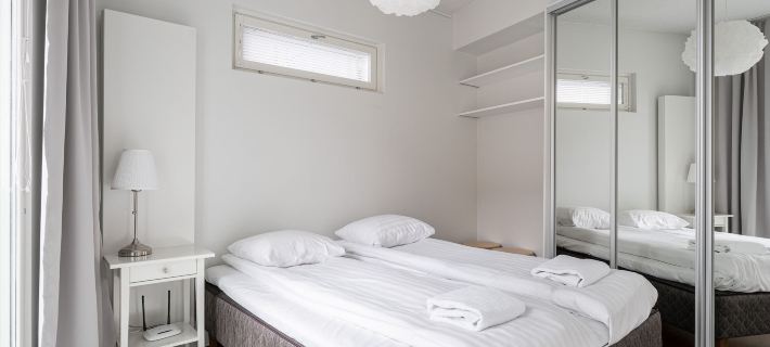 Modern Downtown 1Br Next to Lake Pyhäjärvi Hotels in Tampere
