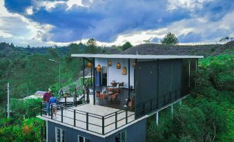 Glamping the Mountain