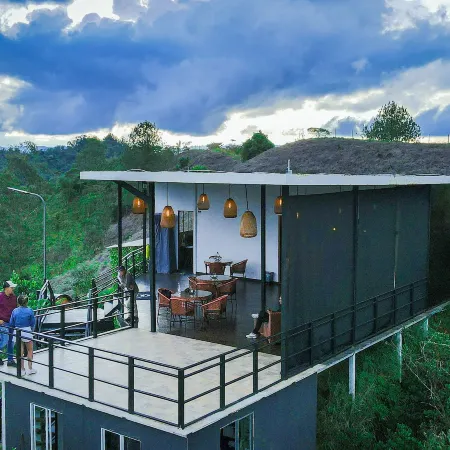 Glamping the Mountain