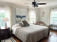 New Orleans inspired 2bed/2bath in the heart of Historic District Sweetwater