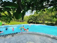 Suoi Rao Ecolodge Hotels in Suoi Giao