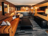The Trail Hotel فنادق في باردستاون