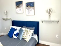 The Royal Sapphire - 1 Br/2Bd/Luxury Stay/Near Shopping