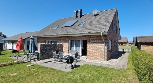 FH "Wismarer Kogge Backbord": high-quality, stylish & for up to 6 people!