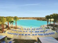 Spacious Home w/ King Bed - mid of Kemah and Galveston