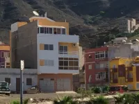 Apartment for rent. on the island of Sao Vicenter Mindelo near the beach 住宿飯店