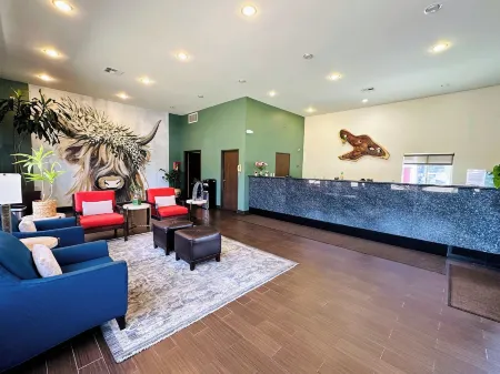 The Hills Inn Eagle Rock - Near Old Town Pasadena Отели рядом с достопримечательностью «Boyer Cleaners»