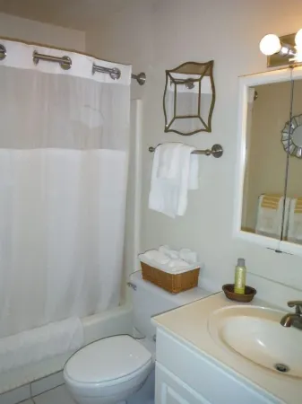 Newly Renovated Turtle Bay Condo! Enjoy All the North Shore Has to Offer! Отели рядом с достопримечательностью «Turtle Beach»