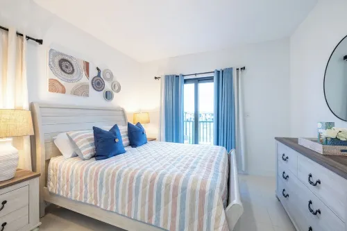 New Villa Serenity - 5 BR home for  big groups - Near Florida Keys