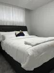 Private entrance, Nice and Cozy 1 bedroom suite near West Edmonton Mall (WEM)