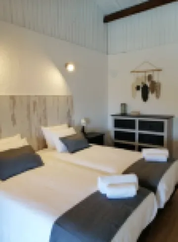 Casa da Montanha - exclusive use with swimming pool 西羅利克百思圖酒店