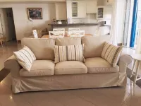 Beachfront house with pool Hotels in Gaula