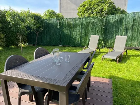 Casa con Jardín Cerrado, Entre Santiago de Compostela y Coruña