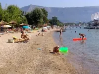 Petrinos Cottage in Dassia, Private pool, A/C, WiFi, 300m to the beach.