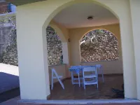 House ground floor with garden and terrace of spectacular views Hoteles en Isla del Giglio