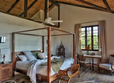 Ultra Luxury Villa with Gorgeous Views & Private Pool, Theater and Game-room