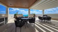 Luxury Ocean front Condo with Stunning Views – Distrito Morelos, PTO Morelos.