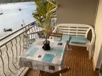 Pleasant studio with sea view