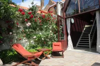 Holiday Home with Cosy Garden in the Historic Centre of Bruges - 자쿠지