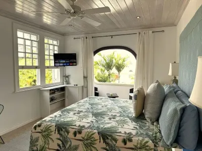 New Owner | Beach Walk | 3 Bed family Condo close to Gibbes & Mullins Beach Các khách sạn ở 