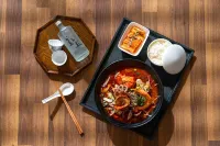 ฮอลิเดย์ อินน์ กวางจู บาย IHG - พร้อมอาหารเช้า