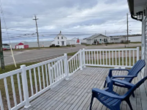 Chapel Suites - Deluxe King Suite Hotels in Kings County