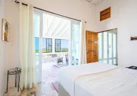 2 bedroom Villa with Pool and Stunning Ocean Views. Hotels in Pedernales