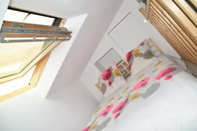 Apartment Mezzanine Cannes Hotels in Prado - Republique