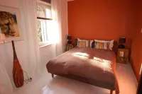 Small villa in Pfuhl - Spacious guest house in the wine village of Unkel and Holiday Hotels in Unkel