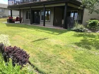 Vancouver Island Ocean Front Suite - Hike, Bike, Visit Wineries or Just Relax!