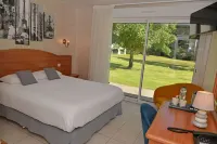 Logis - Hostellerie le Chatel Nangis Hotels in Nangis