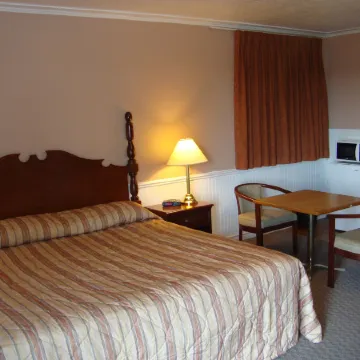 Royal Napanee Inn