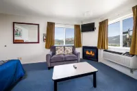 Riverview Lodge Hotels in Hood River