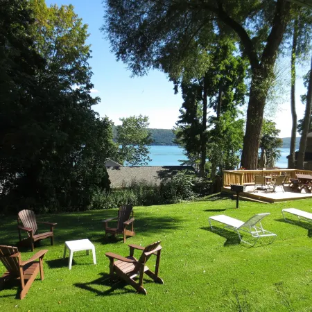 Hickory Grove Motor Inn - Cooperstown