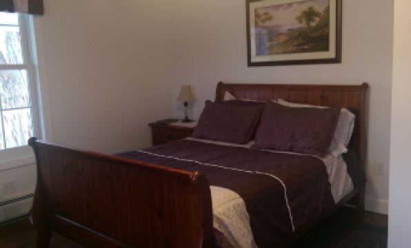 Locust Tree Bed and Breakfast LLC