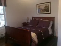 Locust Tree Bed and Breakfast LLC Hotels in Salisbury